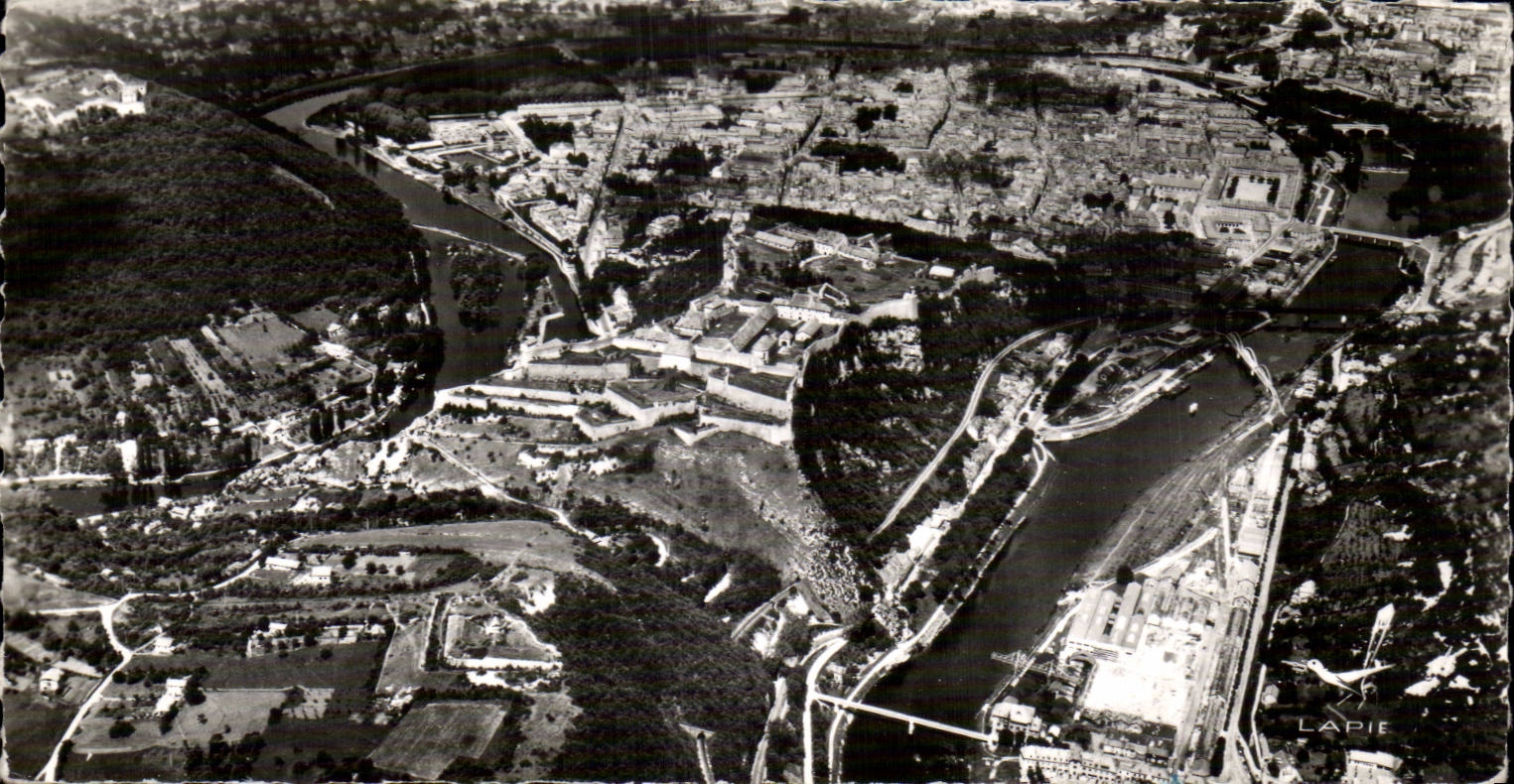 Désançon — ville et méandre du Doubs — éditeur LAPIE