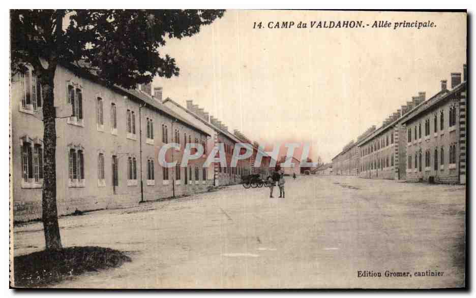 Camp du Valdahon — Allée principale — Edition Gromer, cantinier