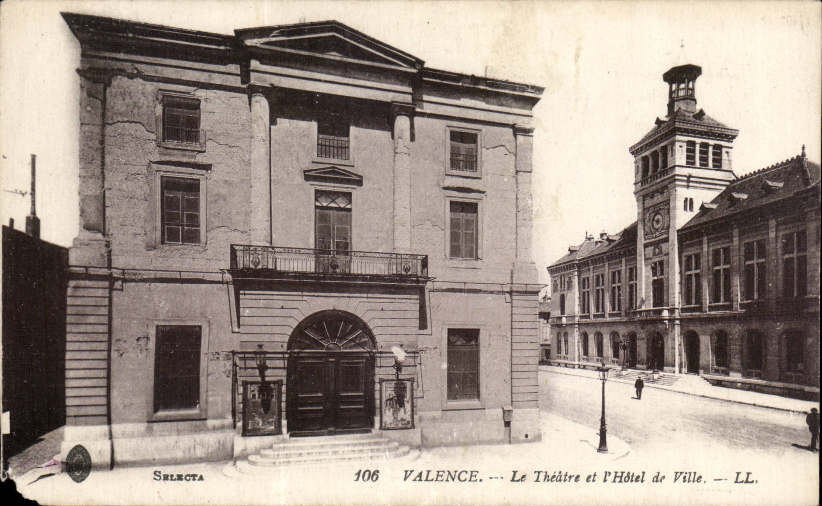 Valence — Le Théâtre et l'Hôtel de Ville — Selecta 106