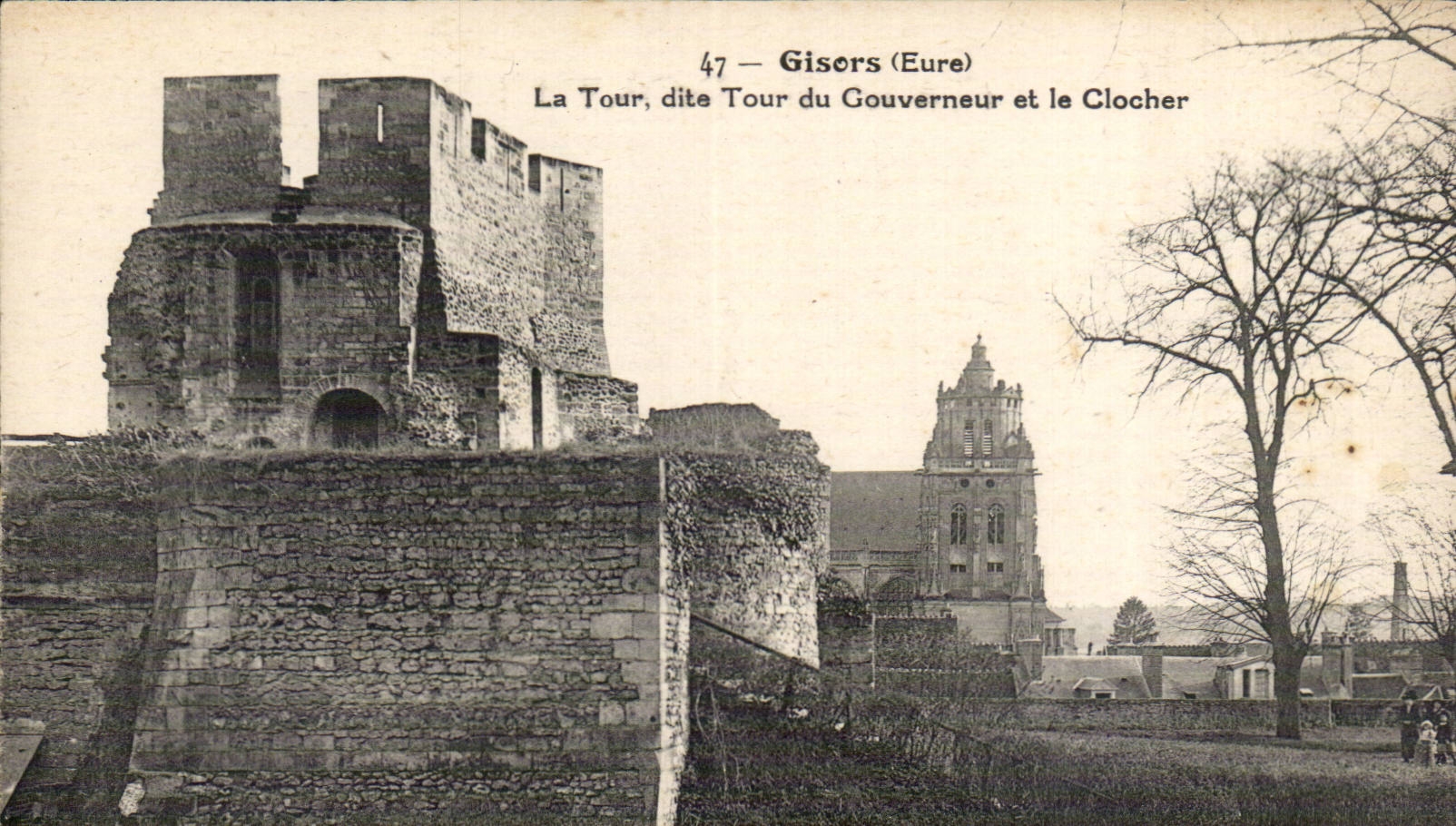 Gisors (Eure) — La Tour dite Tour du Gouverneur et le Clocher