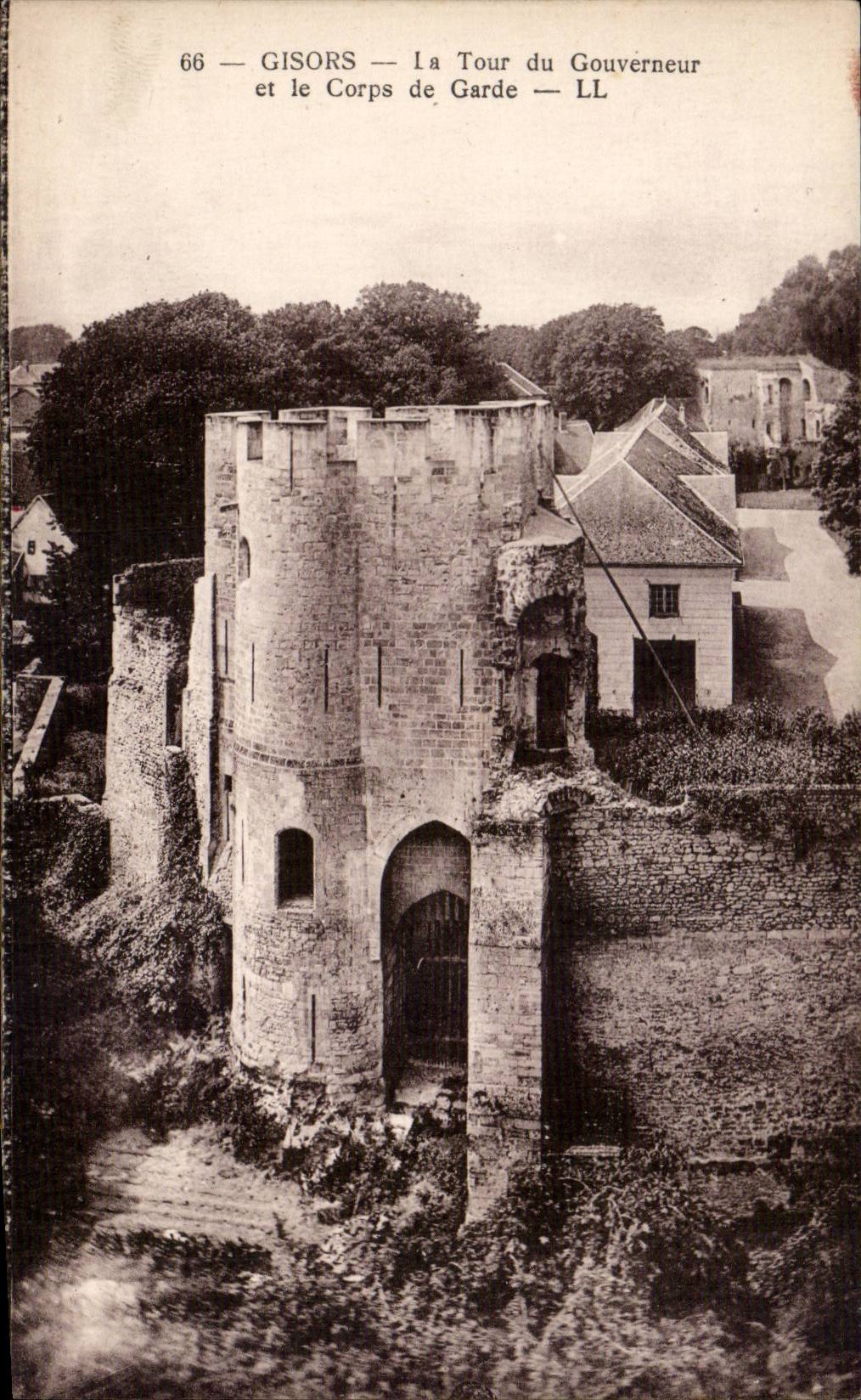 CPA Gisors La tour du gouverneur et le corps de garde