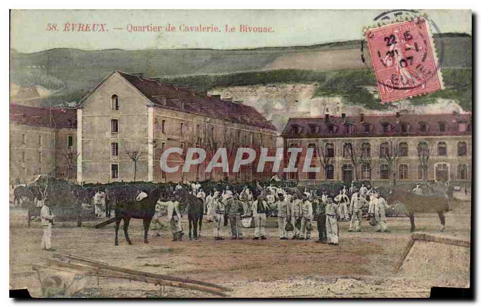 CPA Evreux Quartier de cavalerie Le bivouac Militaria 