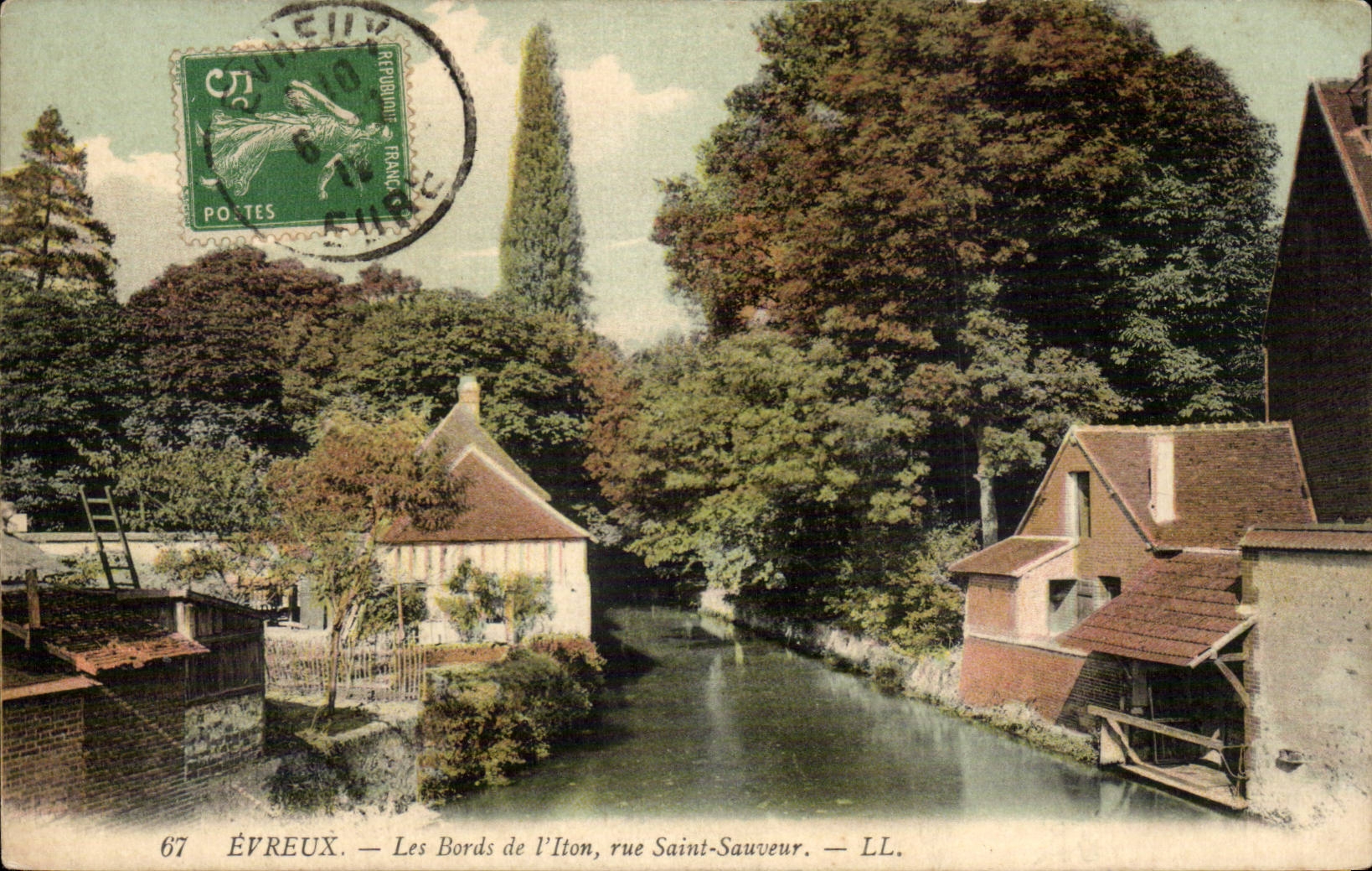 CPA Evreux Les bords de l'Iton rue Saint Sauveur