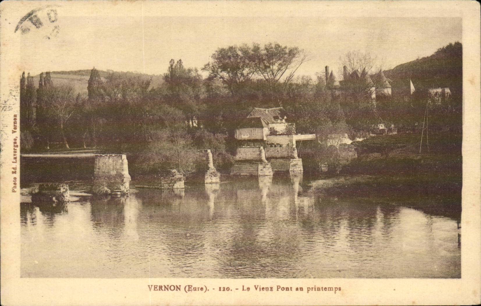 CPA Vernon Le vieux pont au printemps