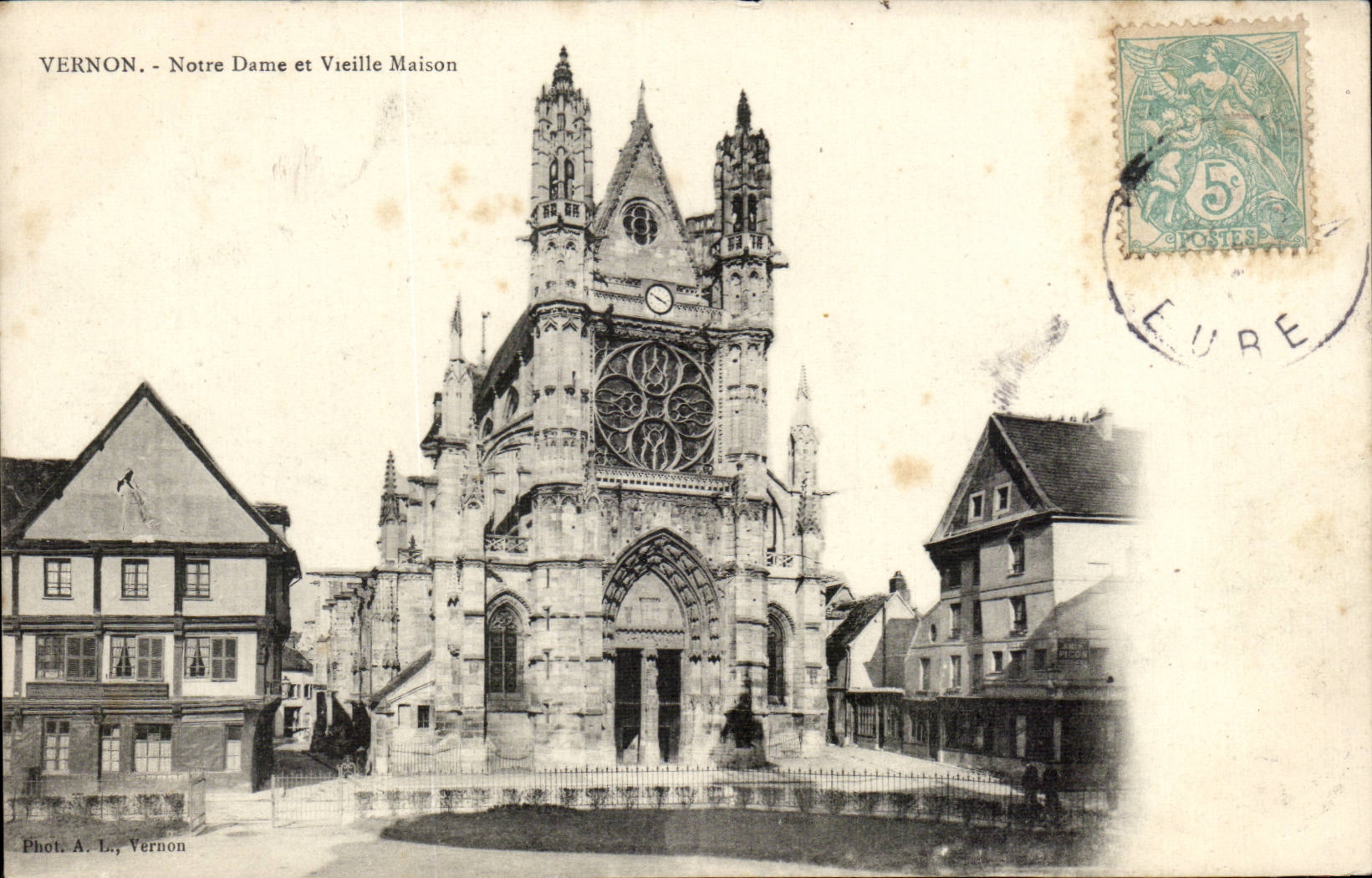 CPA Vernon Notre Dame et vieille maison