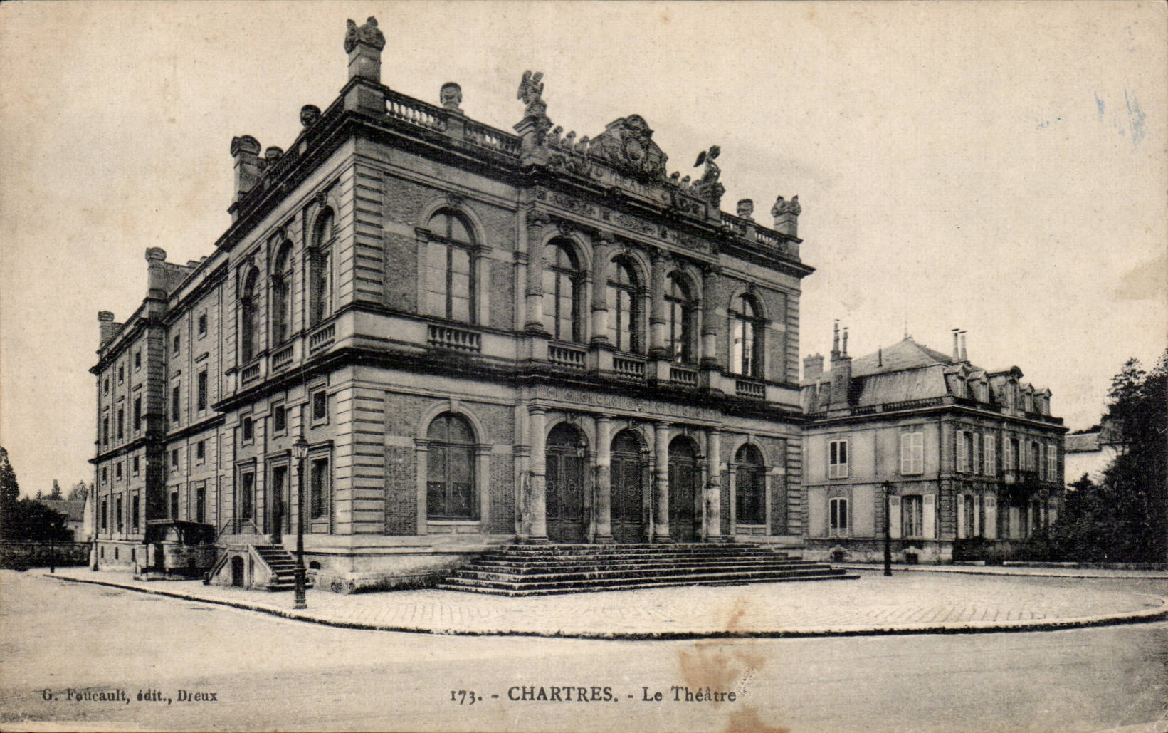 Chartres - Le Théâtre — G. Foucault, édit., Dreux — n° 173