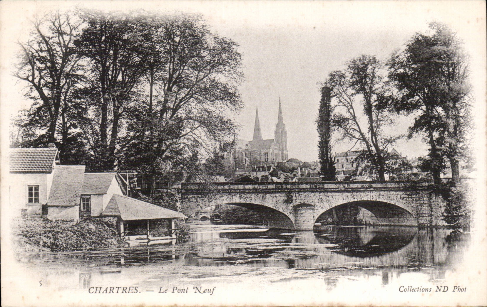 CPA Chartres Le pont neuf
