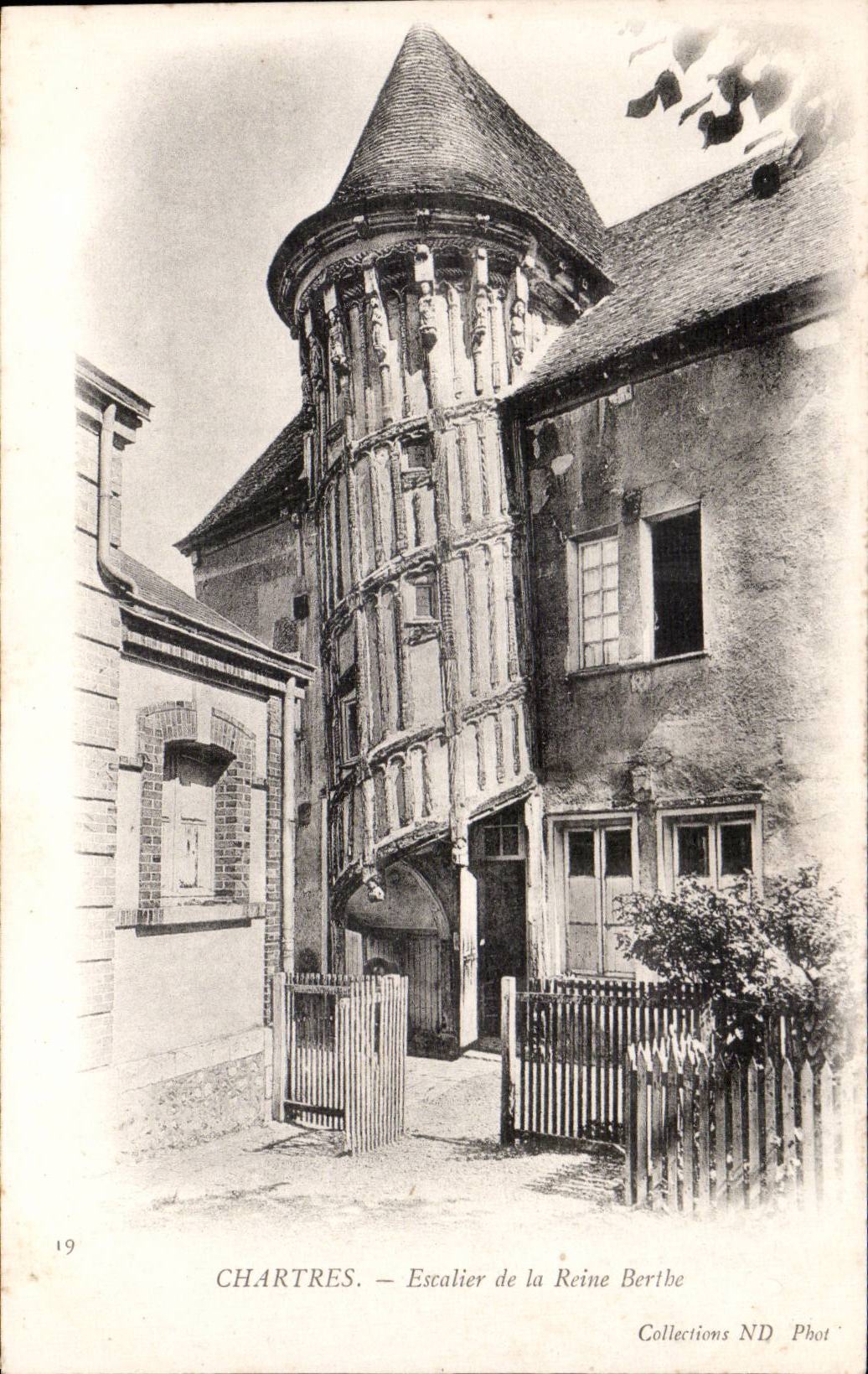 CPA Chartres Escalier de la Reine Berthe