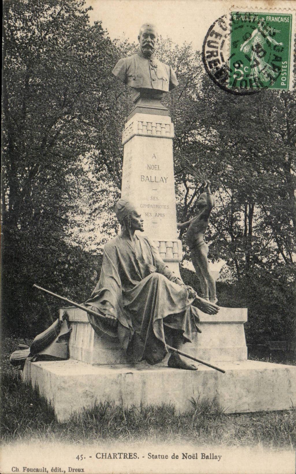 CPA Chartres Statue de Noel Ballay