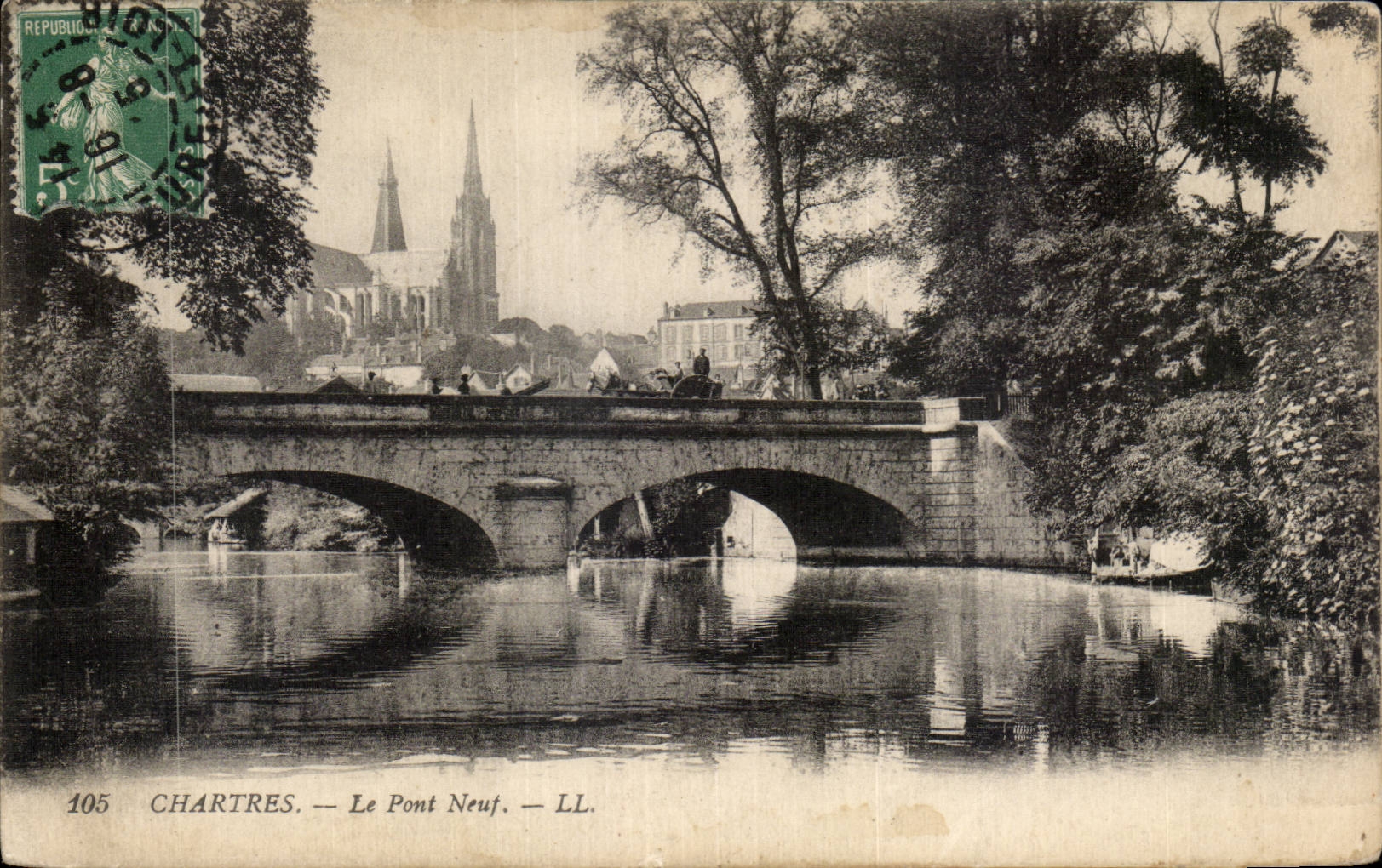 CPA Chartres Le pont neuf