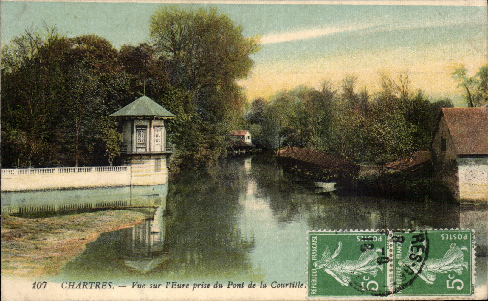 Chartres — Vue sur l'Eure prise du Pont de la Courtille — Éditeur non identifié, n° de série 107