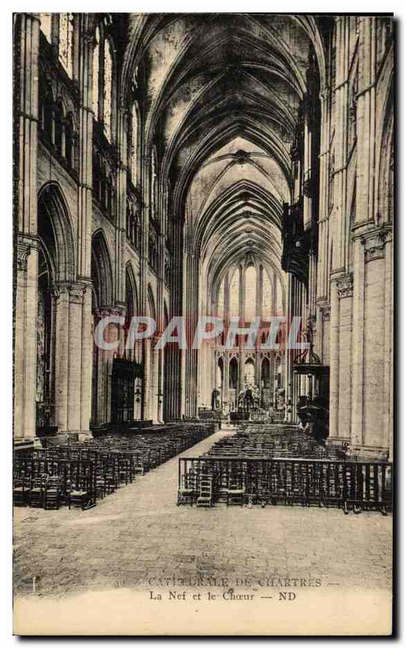 CPA Chartres La nef et le choeur