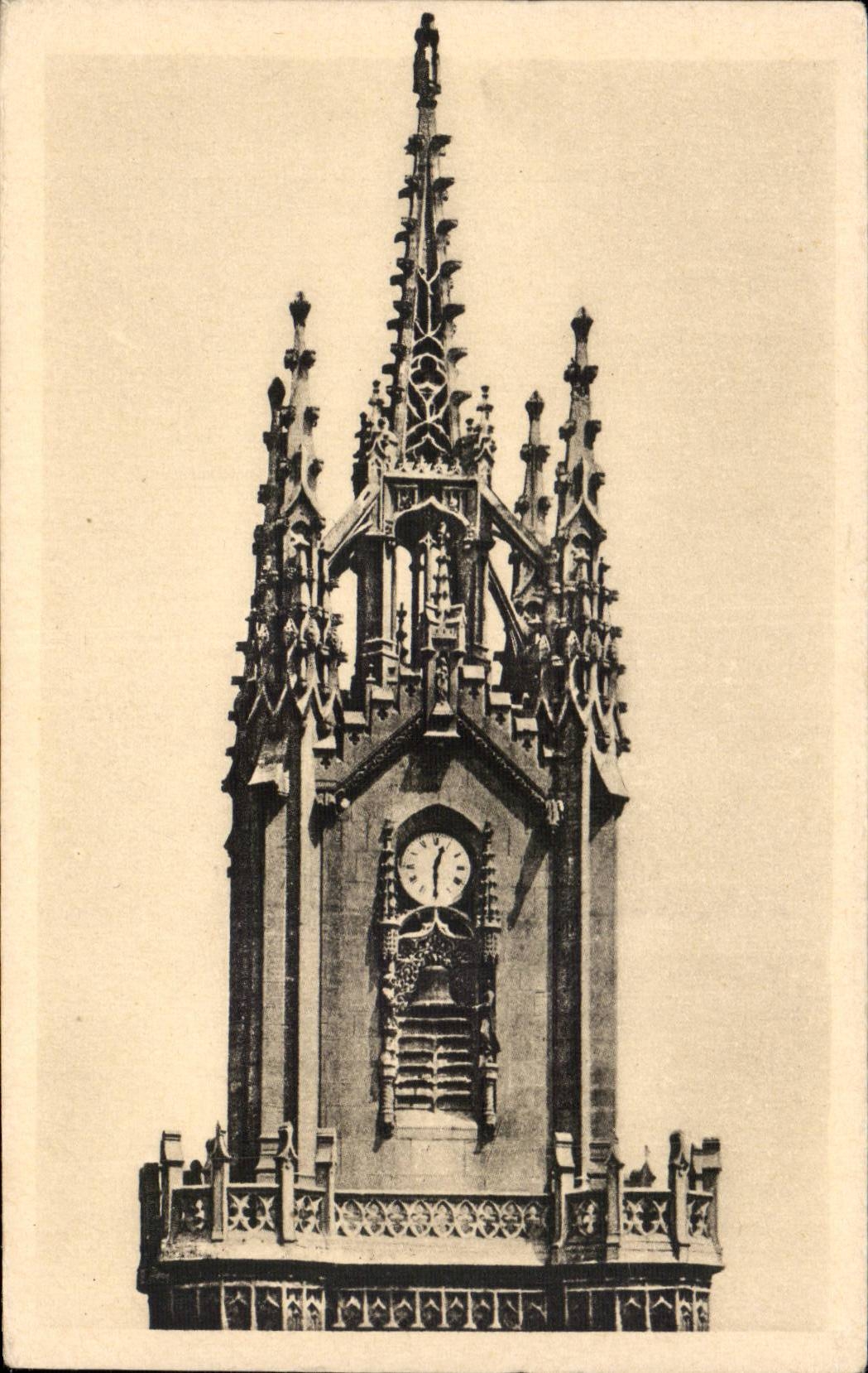 CPA Feurs le clocher de l'eglise ND de Feurs