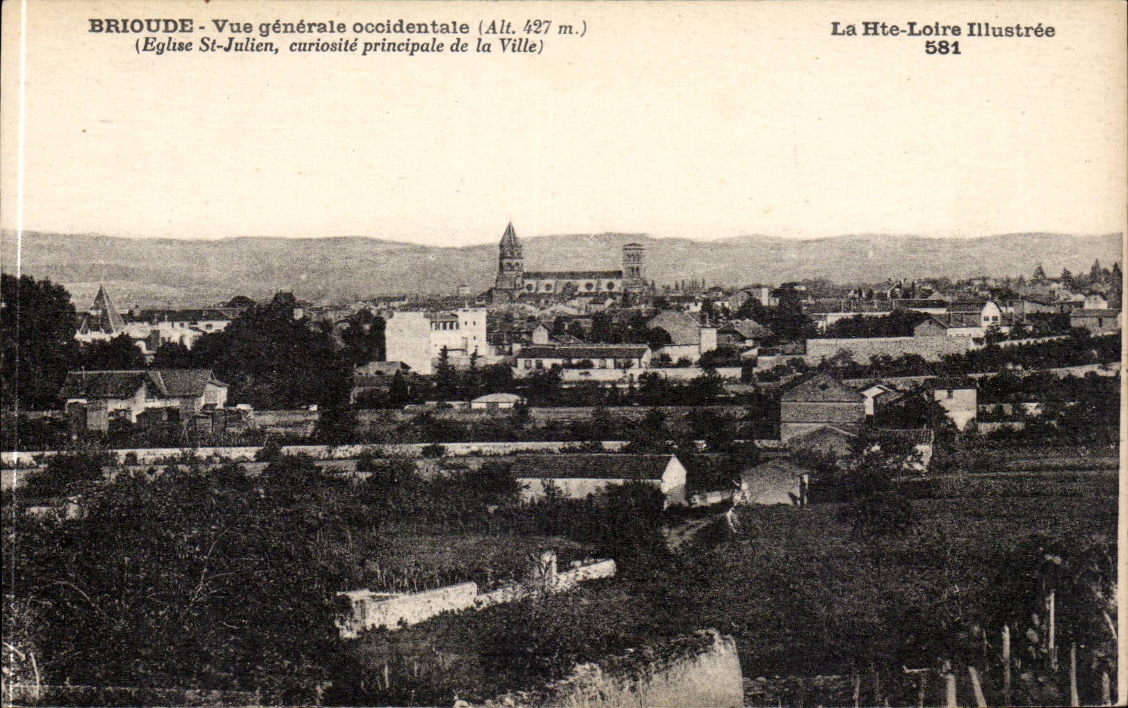 CPA Brioude Vue generale occidentale Eglise St Julien