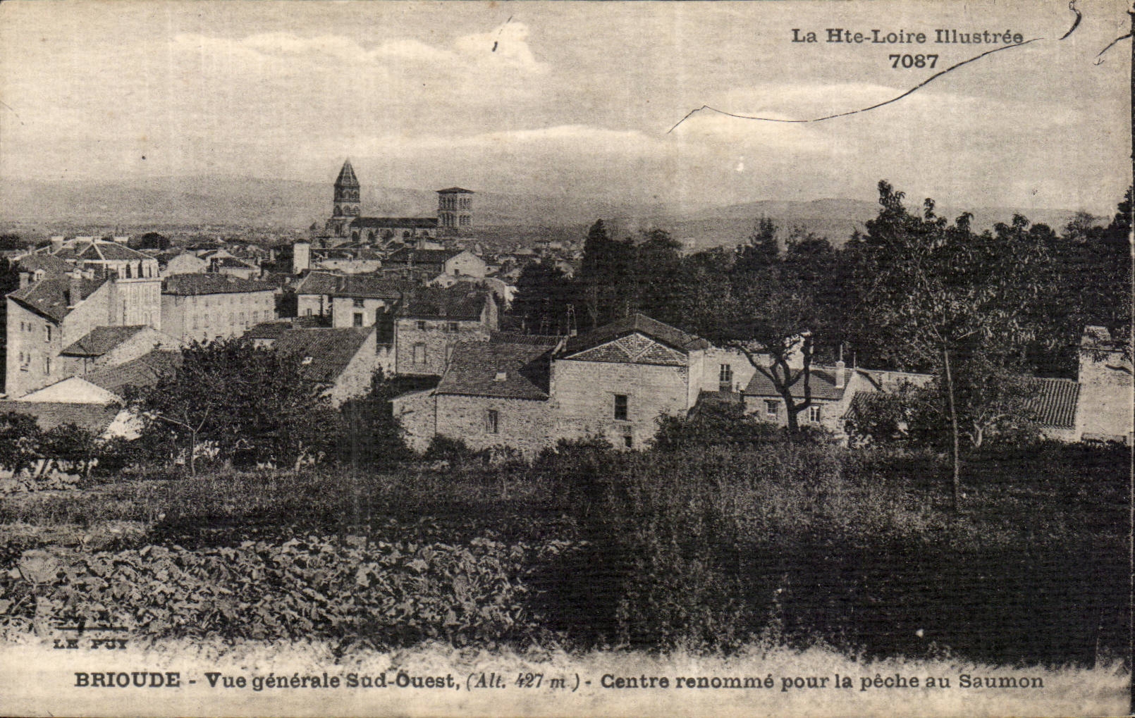 CPA Brioude Vue generale Sud ouest Centre renomme pour la peche au saumon