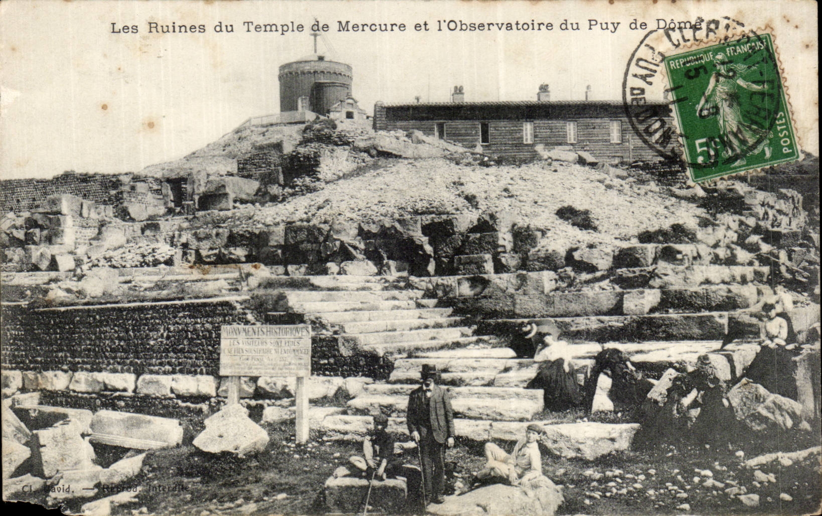 CPA Les ruines du temple de Mercure et l'observatoire du Puy de Dome