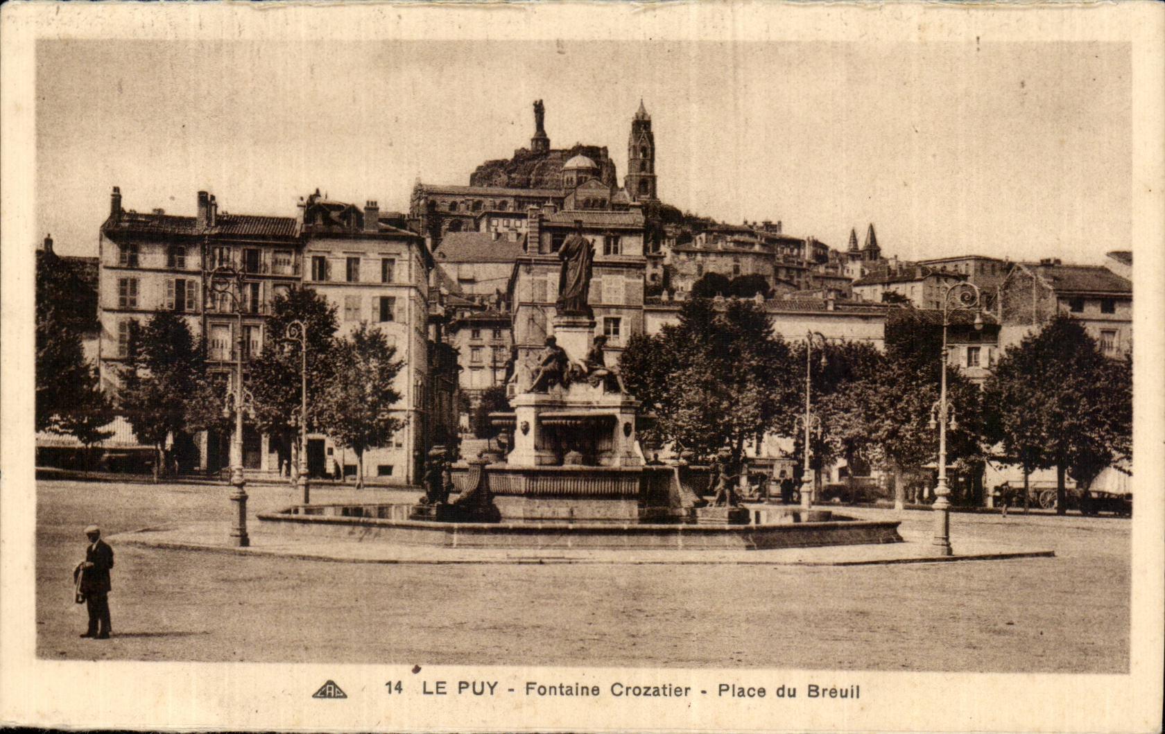 Le Puy - Fontaine Crozatier - Place du Breuil — éditeur A. B. (n° 14)