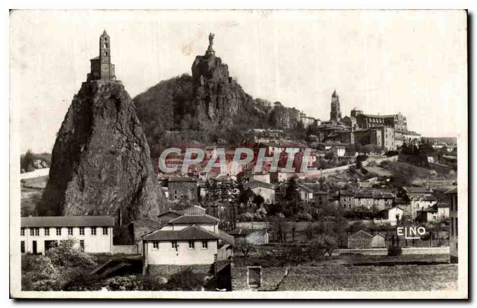 CPA Le Puy Les rochers St Michel et Corneille et la cathedrale
