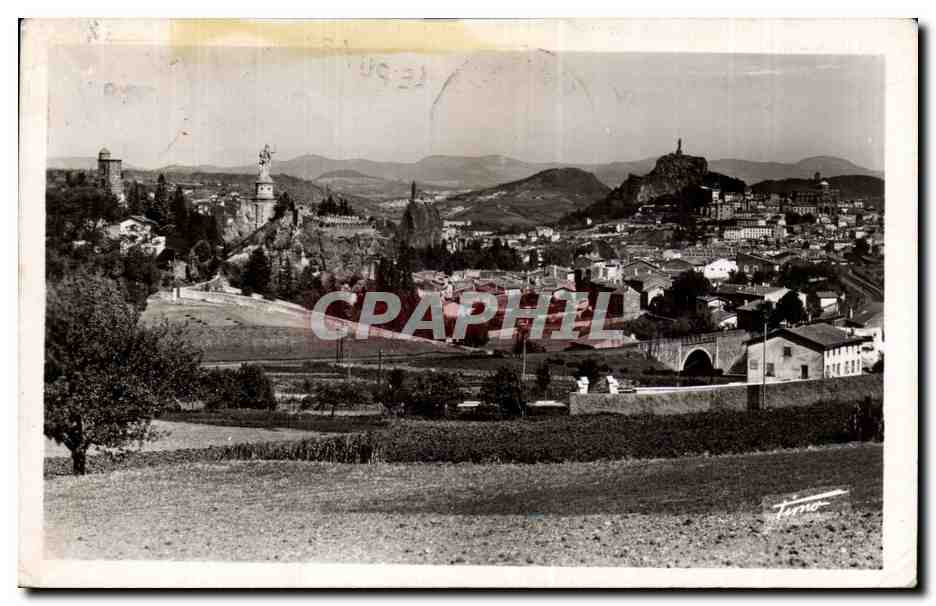 Le Puy-en-Velay — Vue générale des Quatre Rochers — Torno