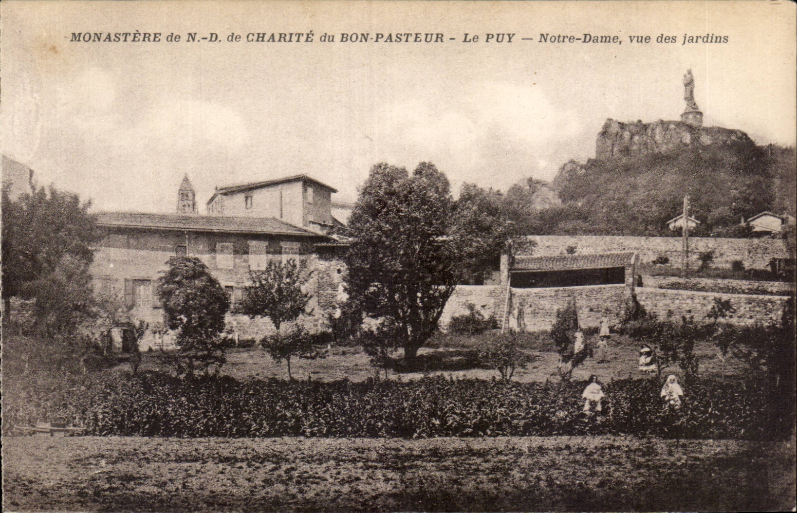 CPA Le Puy Monastere de ND de Charite du Bon Pasteur Notre Dame vue des jardins