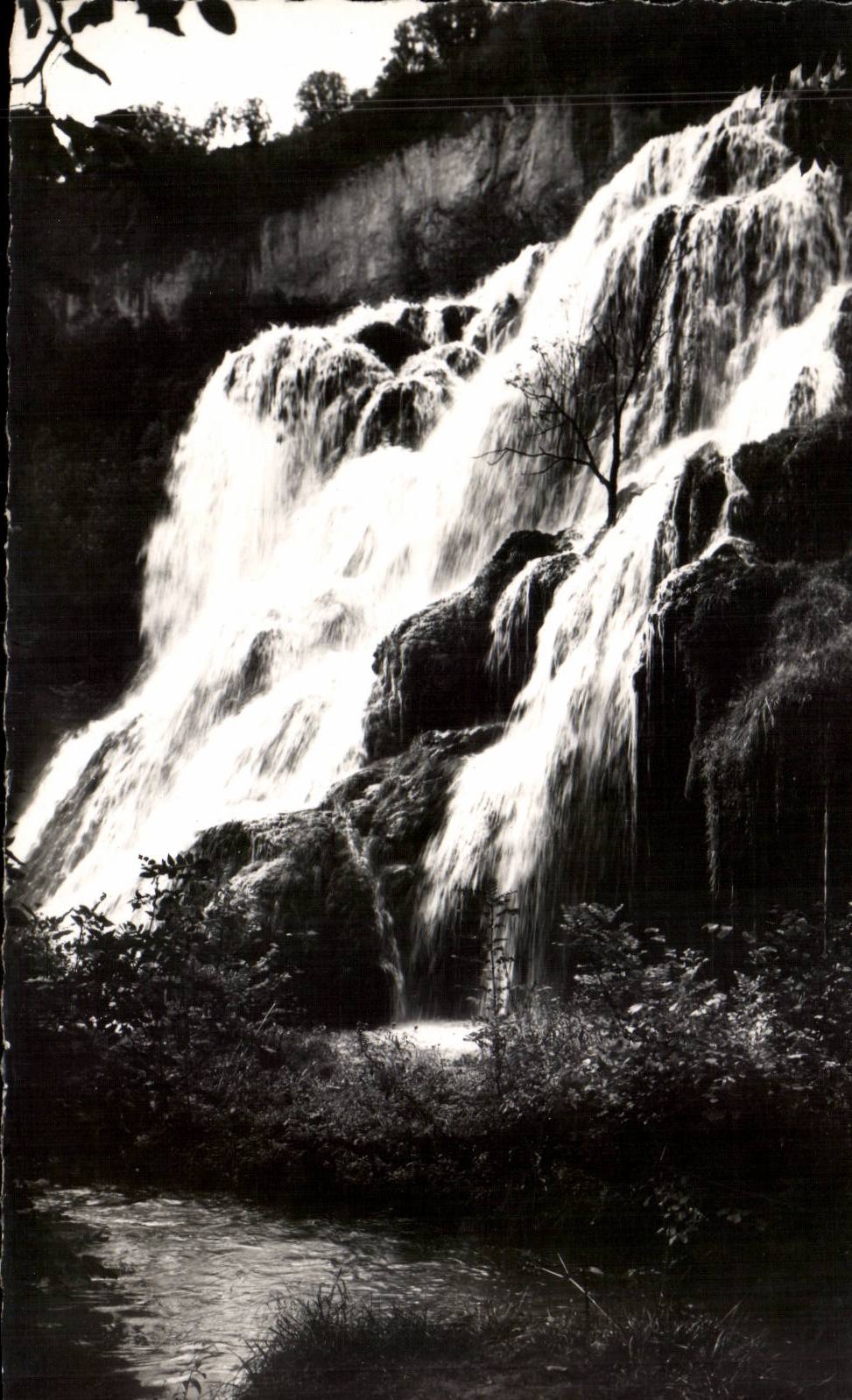 Cascade des Turfs — Lons-le-Saunier (Jura) — Éditions E. Protet
