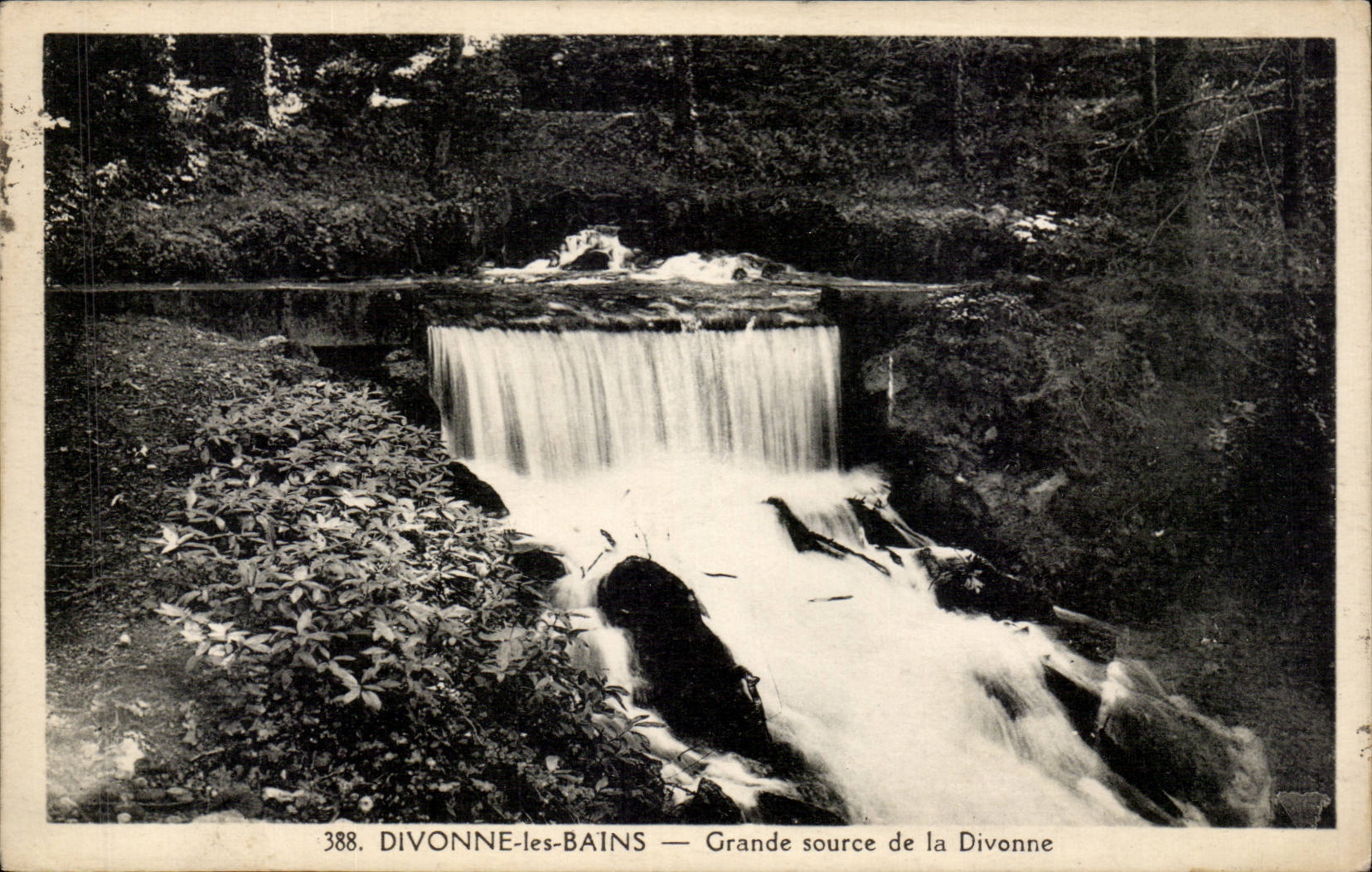 Divonne-les-Bains — Grande source de la Divonne — L. Michaux, Édit. Bélegarde, n° 388