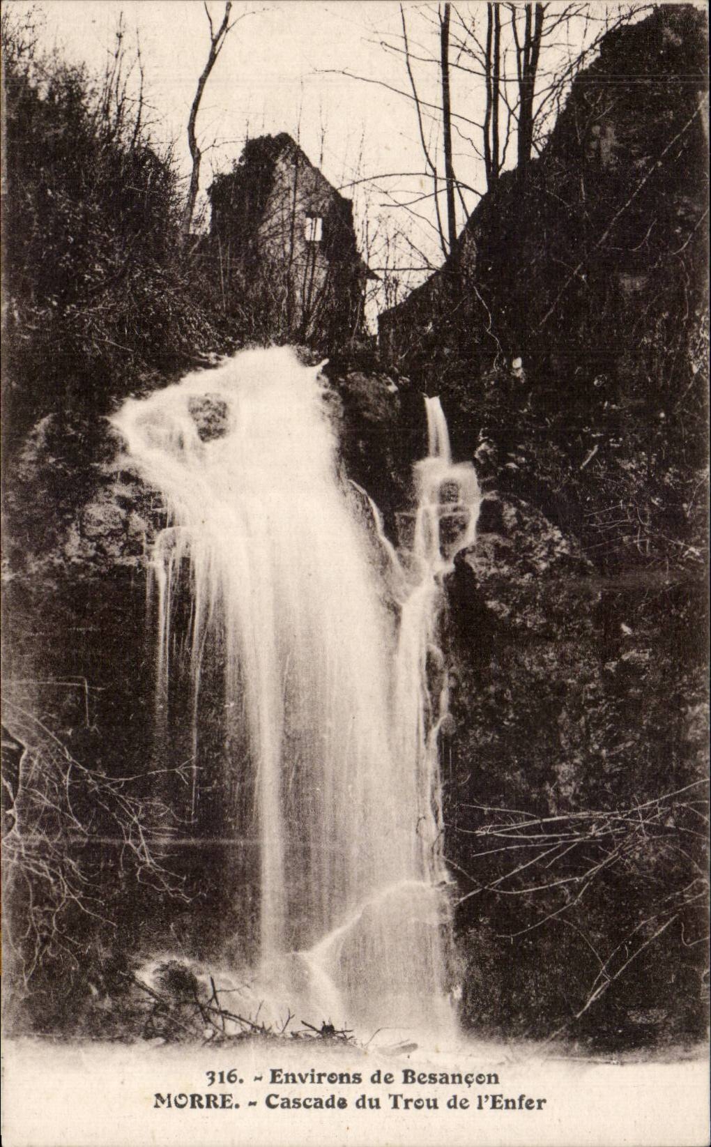 CPA Environs de Besancon Morre Cascade du Trou de l'enfer