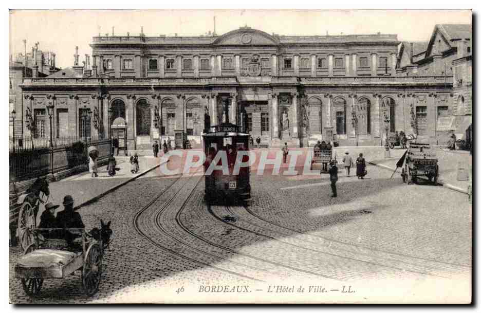 CPA Bordeaux Hotel de ville Tramway