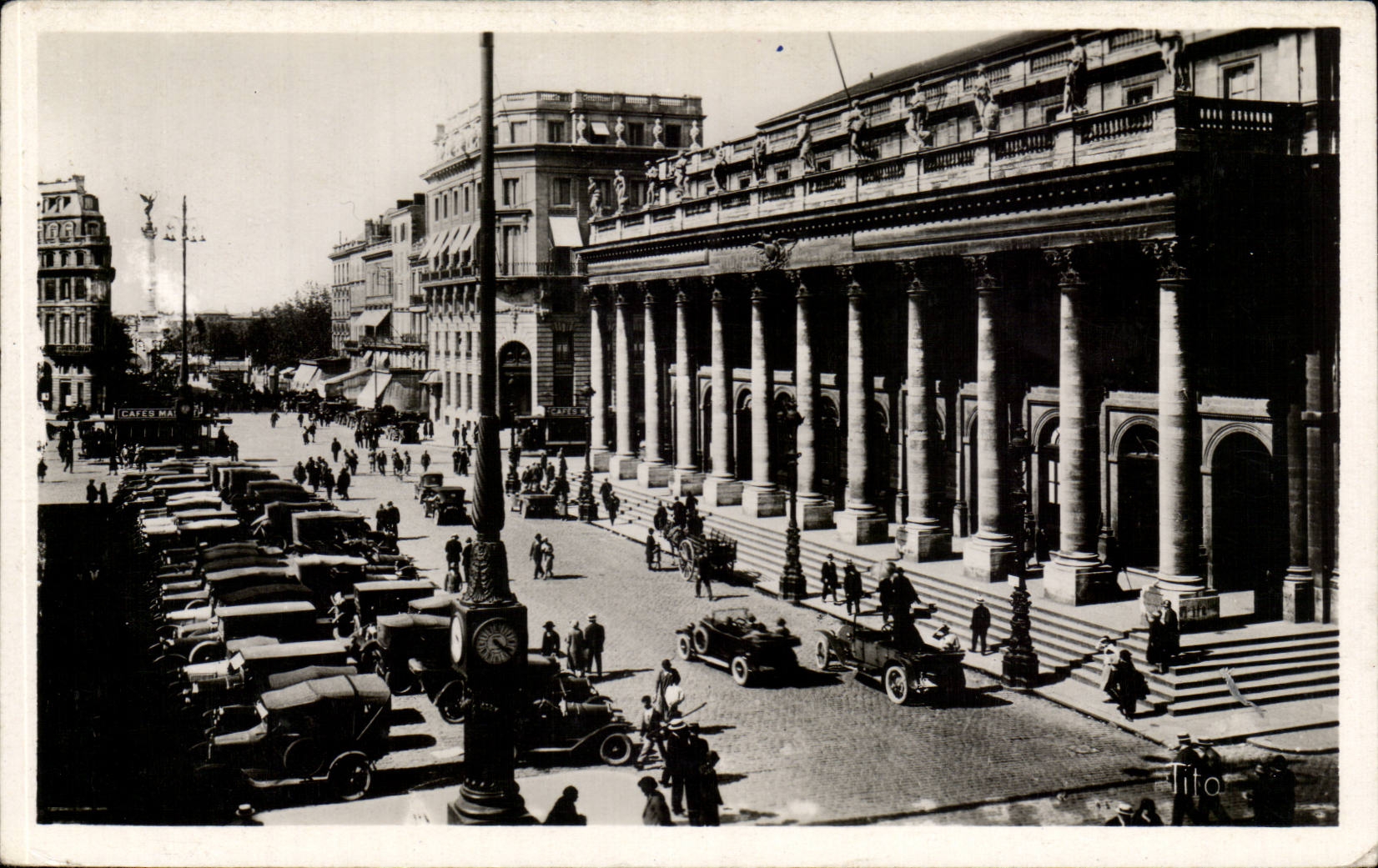 CPA Bordeaux Place de la Comedie Grand theatre