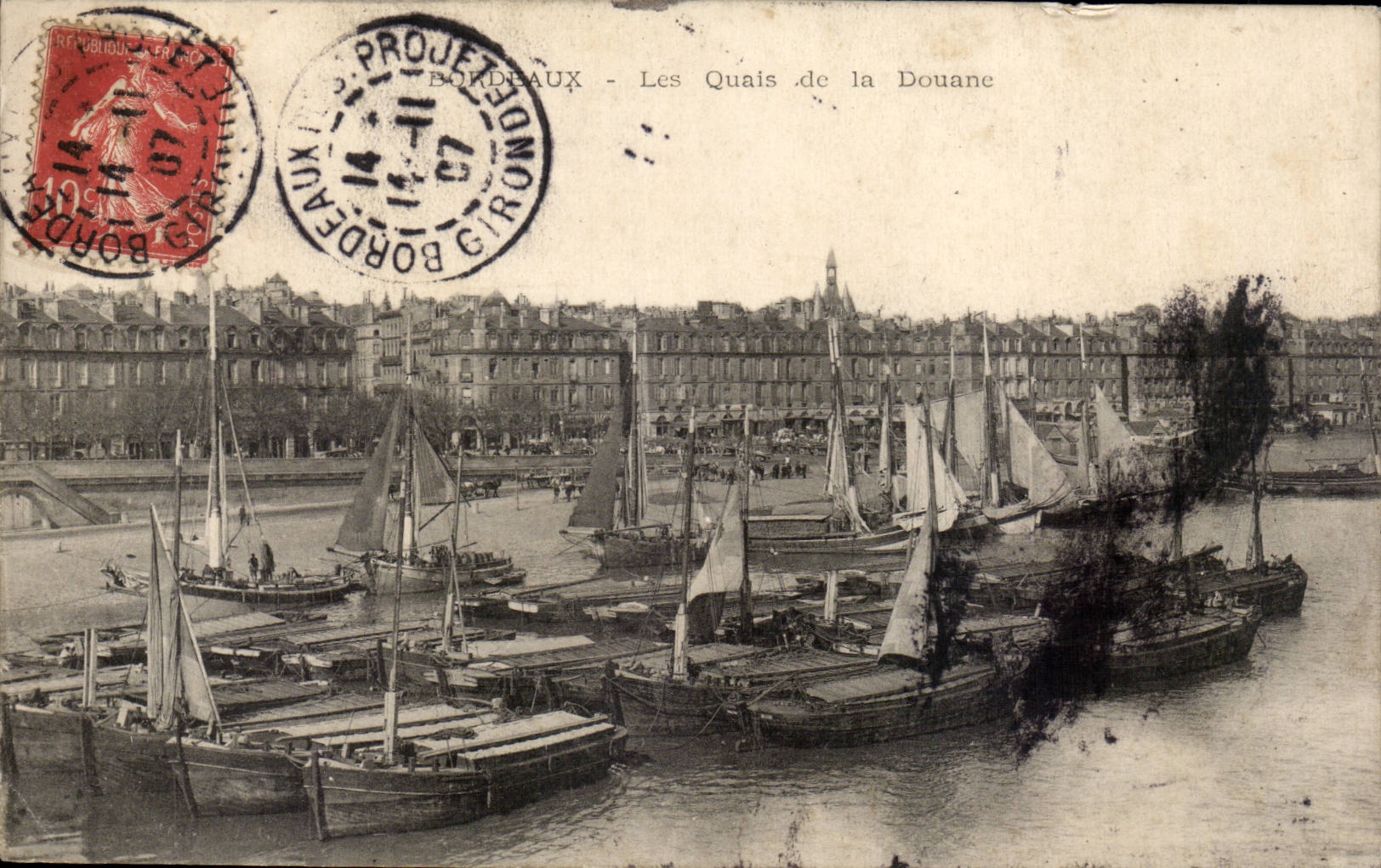 CPA Bordeaux Les quais de la Douane