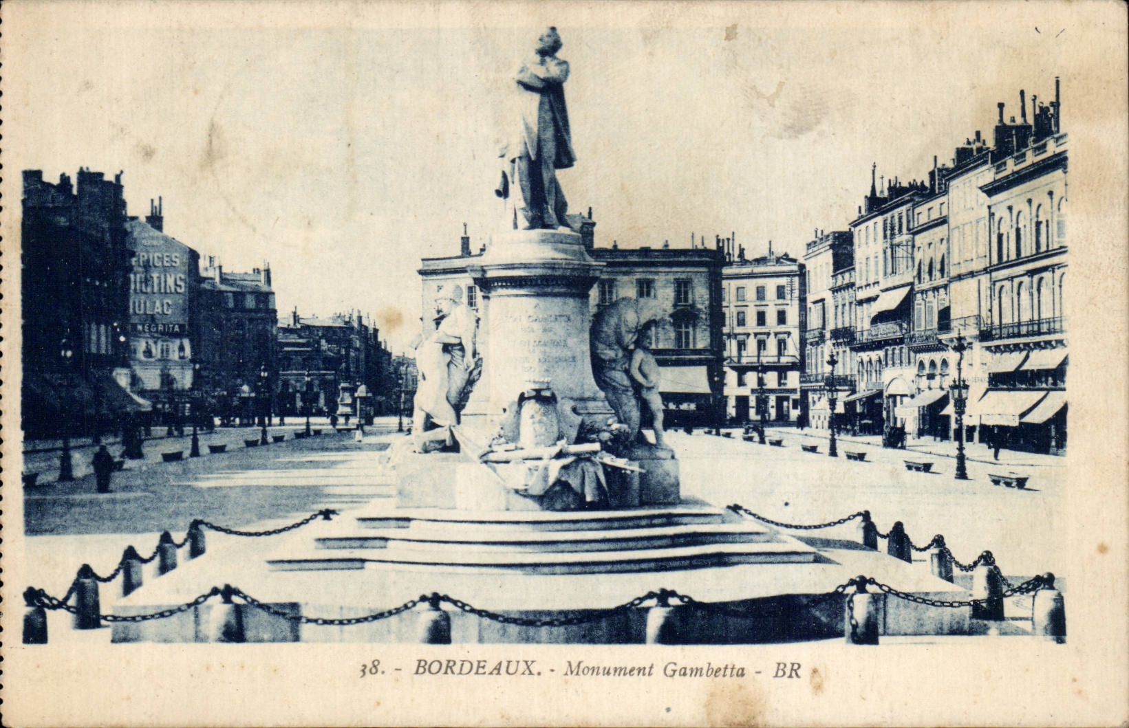 Bordeaux - Monument de Gambetta - CPA 