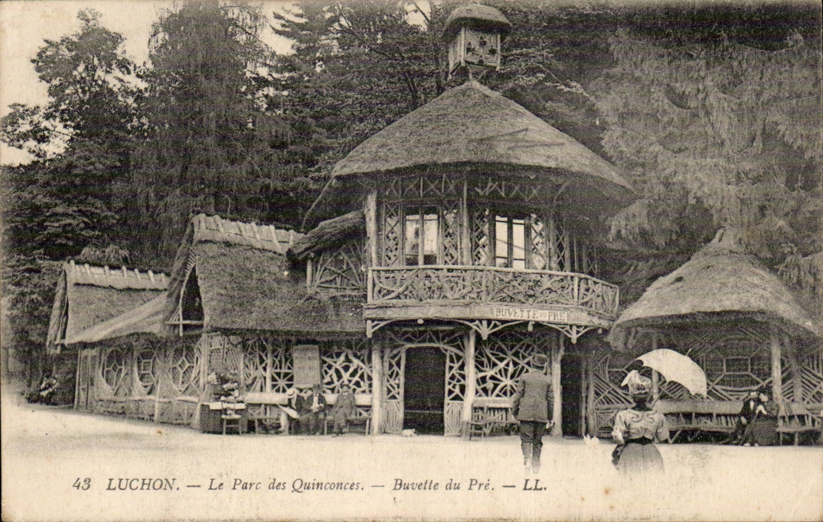 Luchon - Le Parc des Quinconces - CPA 