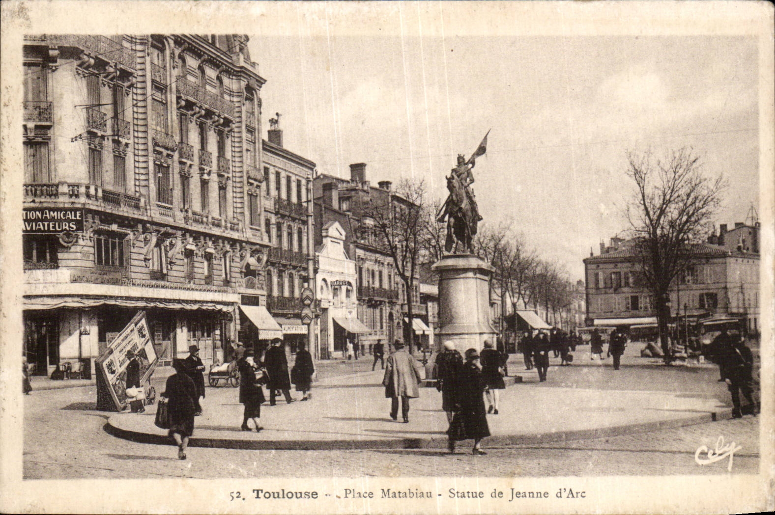 Toulouse - Place Matabiau - Statue de Jeanne d'Arc - CPA 