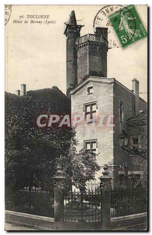 Toulouse — Hôtel de Bernuy (Lycée) — Édition Savard, n°76