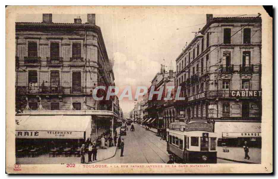 Toulouse - La Rue Bayard (Avenue de la Garonne) — vue urbaine avec tramway — éditeur CPAPHIL, n° 202