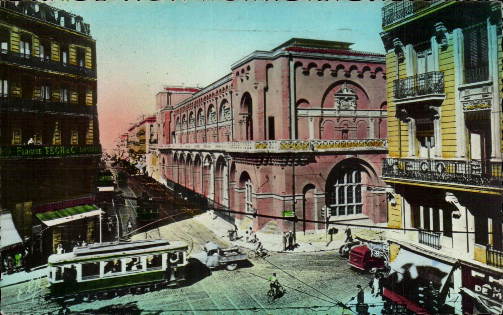 Place de la Comédie — Toulouse — Éditeur Fermand & Cie, n° 37