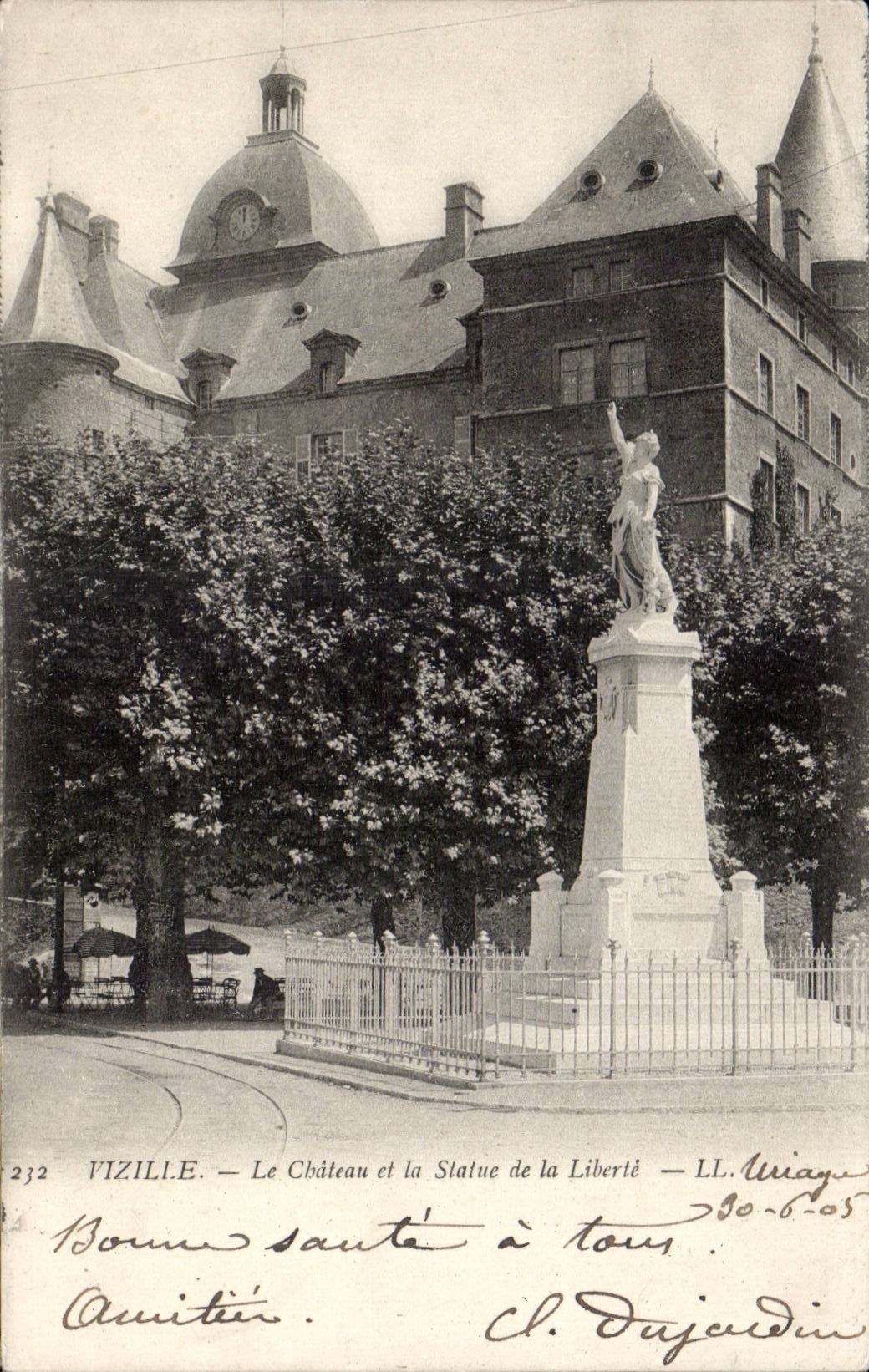 Vizille — Le Château et la Statue de la Liberté — LL. Uriage