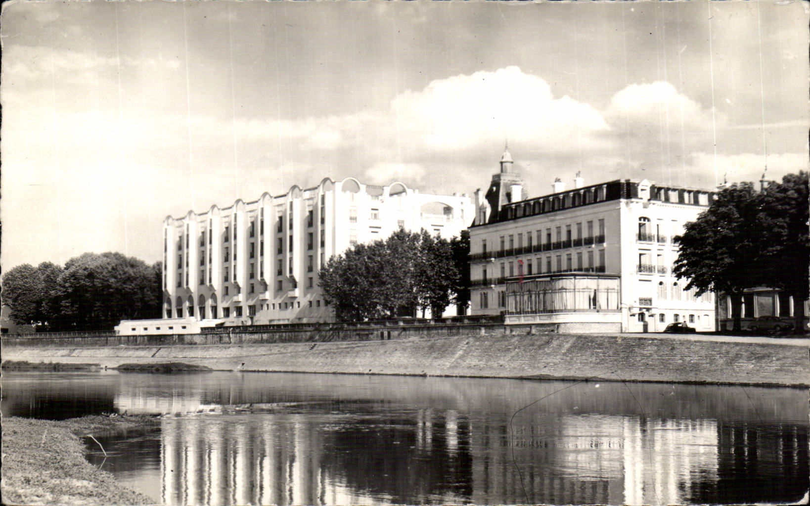Dax (Landes) — Les bords de l'Adour et les grands Hôtels — Éditeur DAX PRESSE