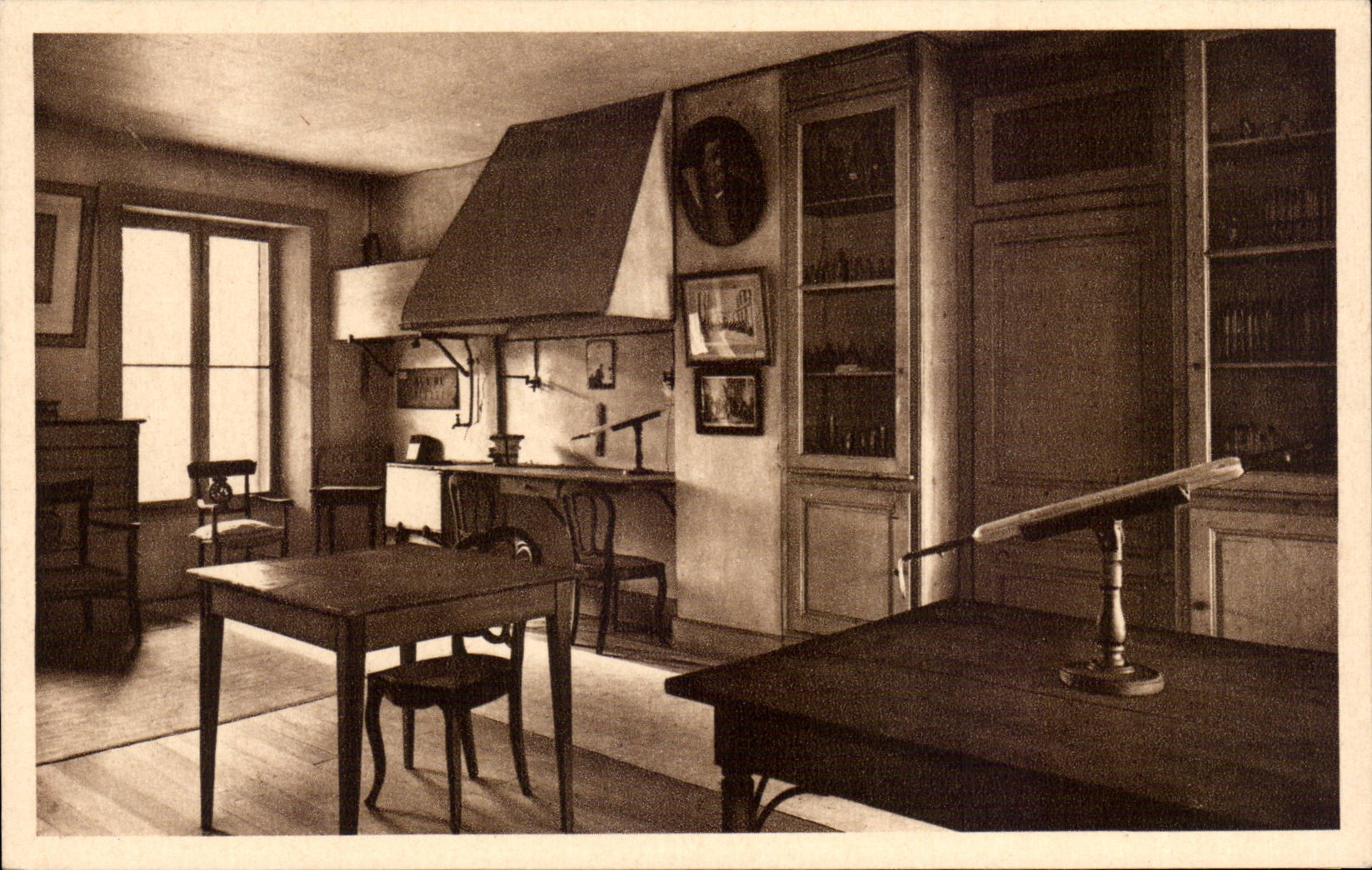 Arbois - Maison Paternele de Pasteur - La Laboratoire - CPA 