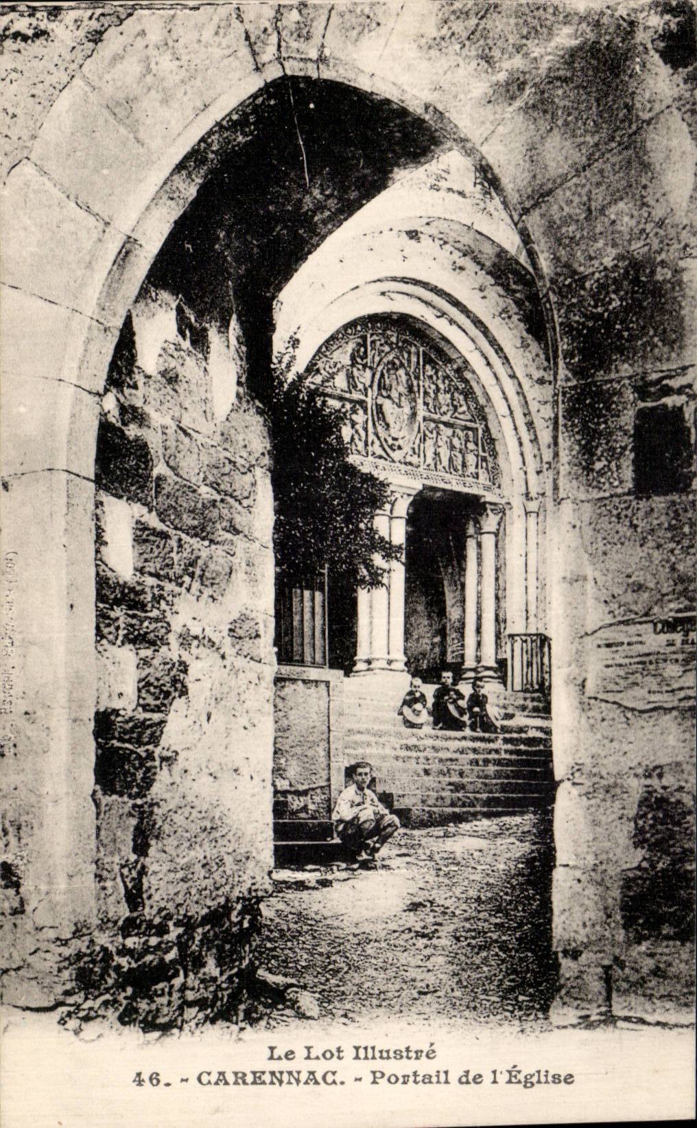 Carennac - Portail de l'Eglise Enfants - CPA 