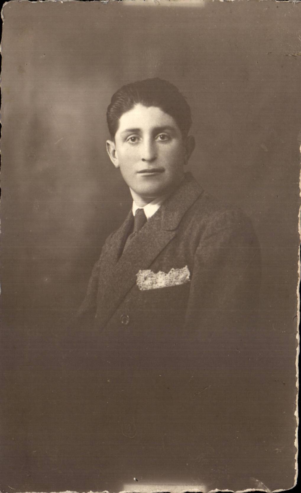 CARTE PHOTO Jeune homme 