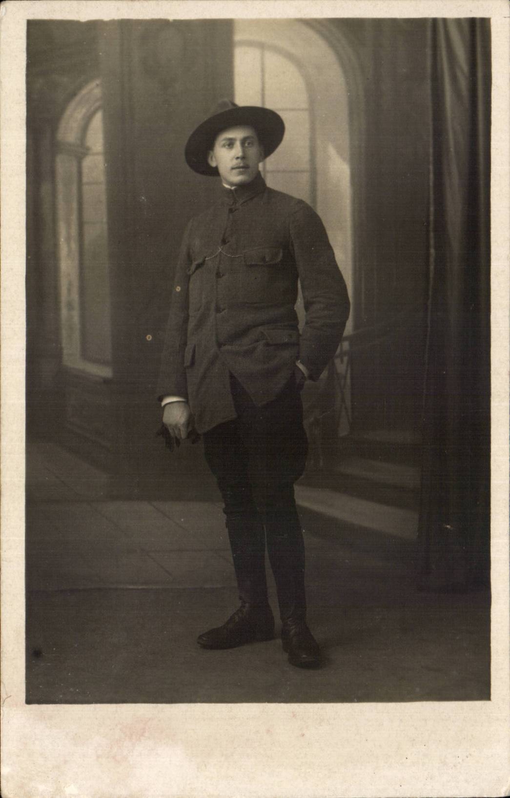 CARTE PHOTO Homme Militaria