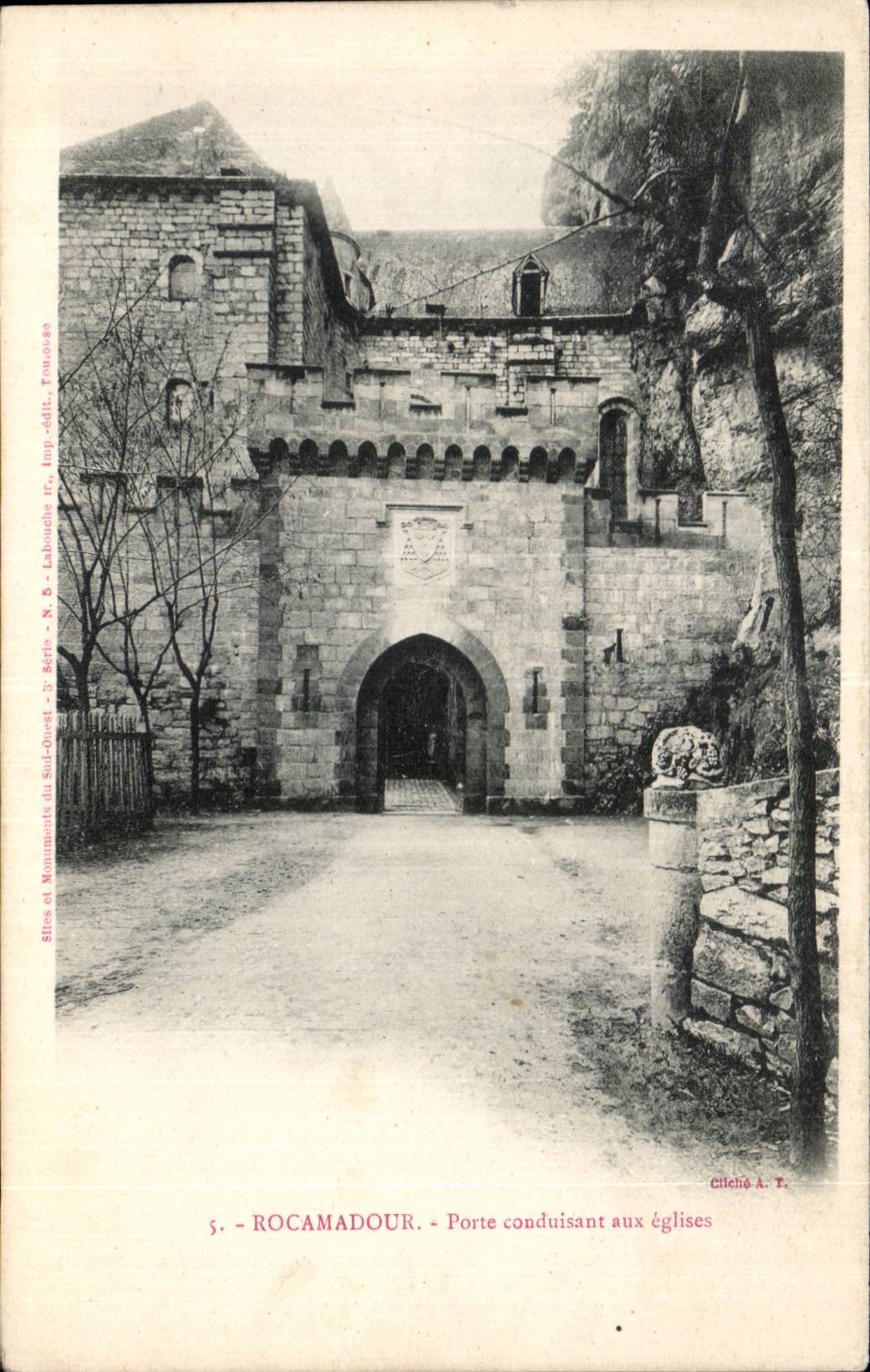 Rocamadour - Porte Conduisant aux Eglises - CPA 