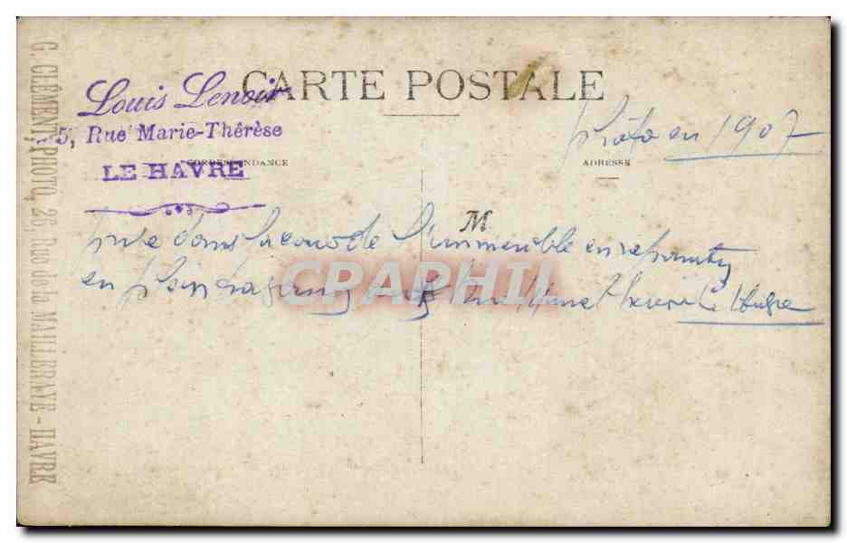 Retrato de un hombre vestido — frente a una puerta de madera — G. CLEMENT, Le Havre — Reverso
