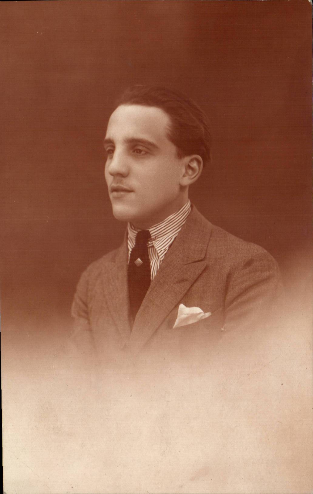 CARTE PHOTO Fantaisie - Hommes - young man - CPA 