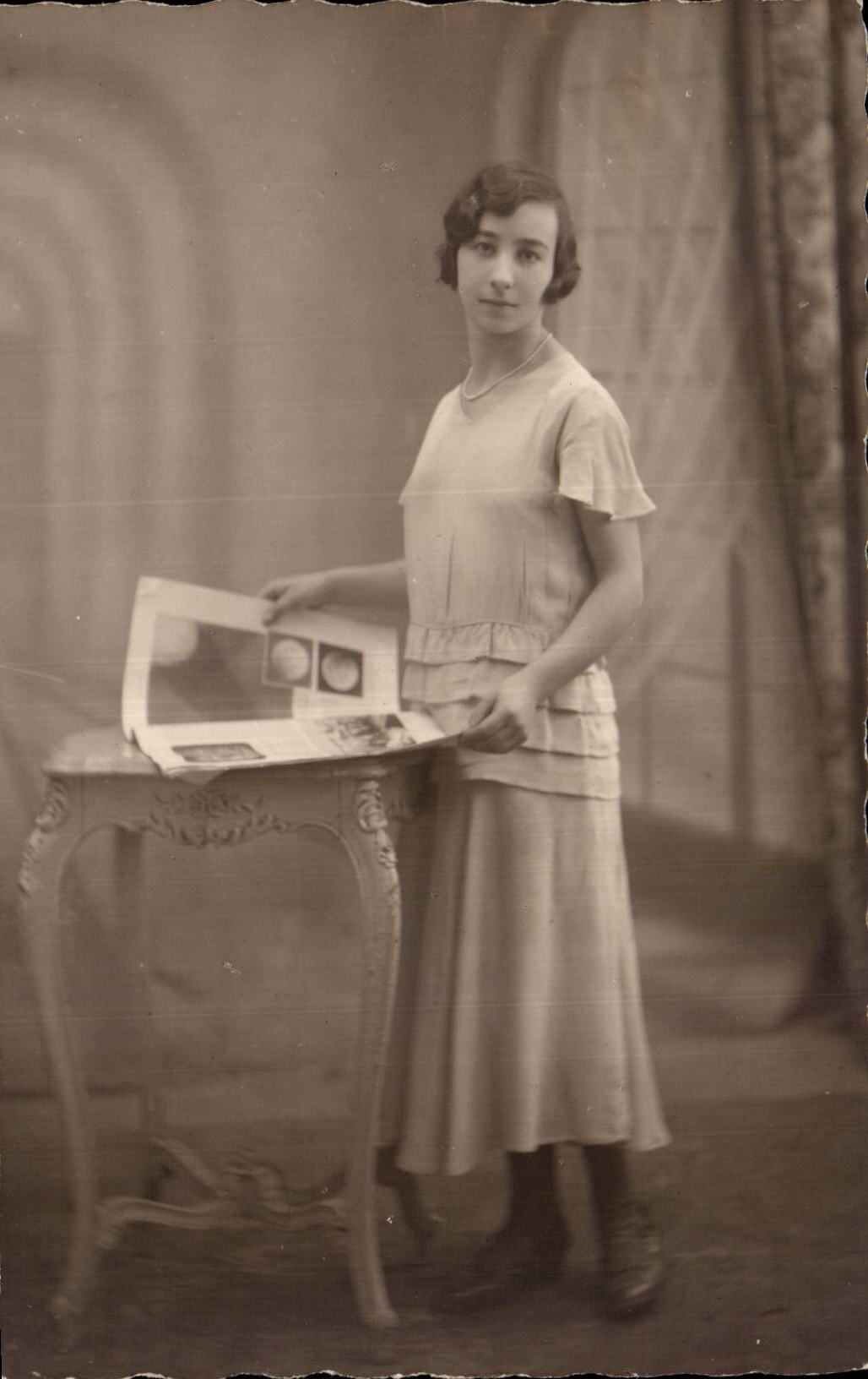 CARTE PHOTO Femme