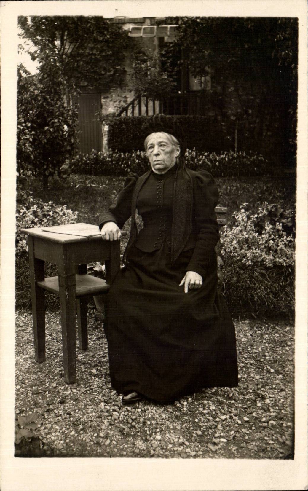 CARTE PHOTO Femme 