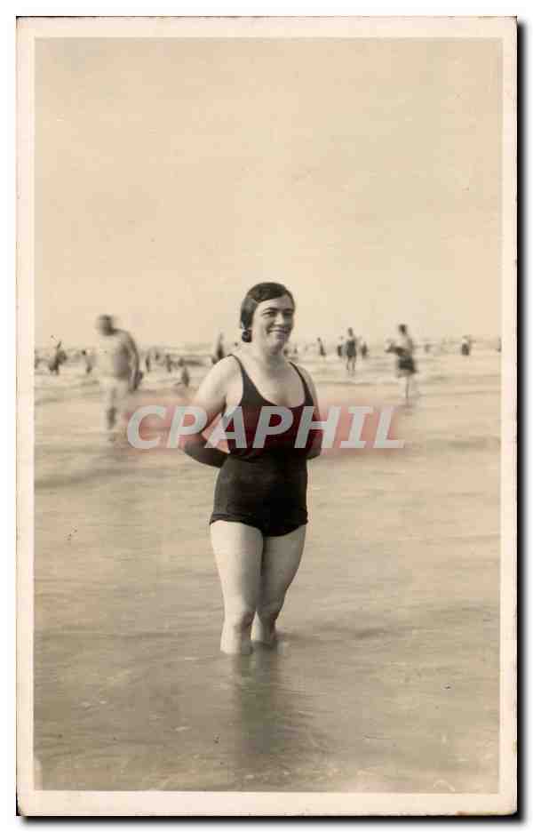 CARTE PHOTO Femme en maillot de bain Le Treport