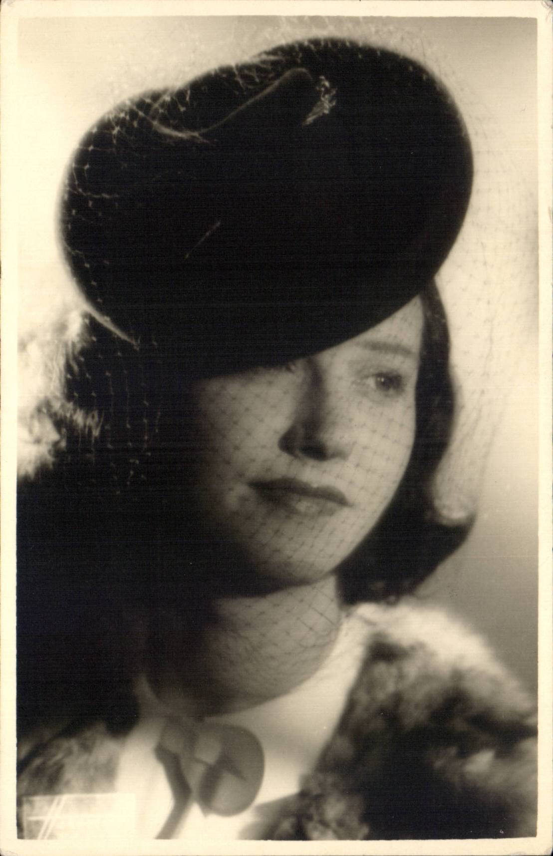 CARTE PHOTO Femme
