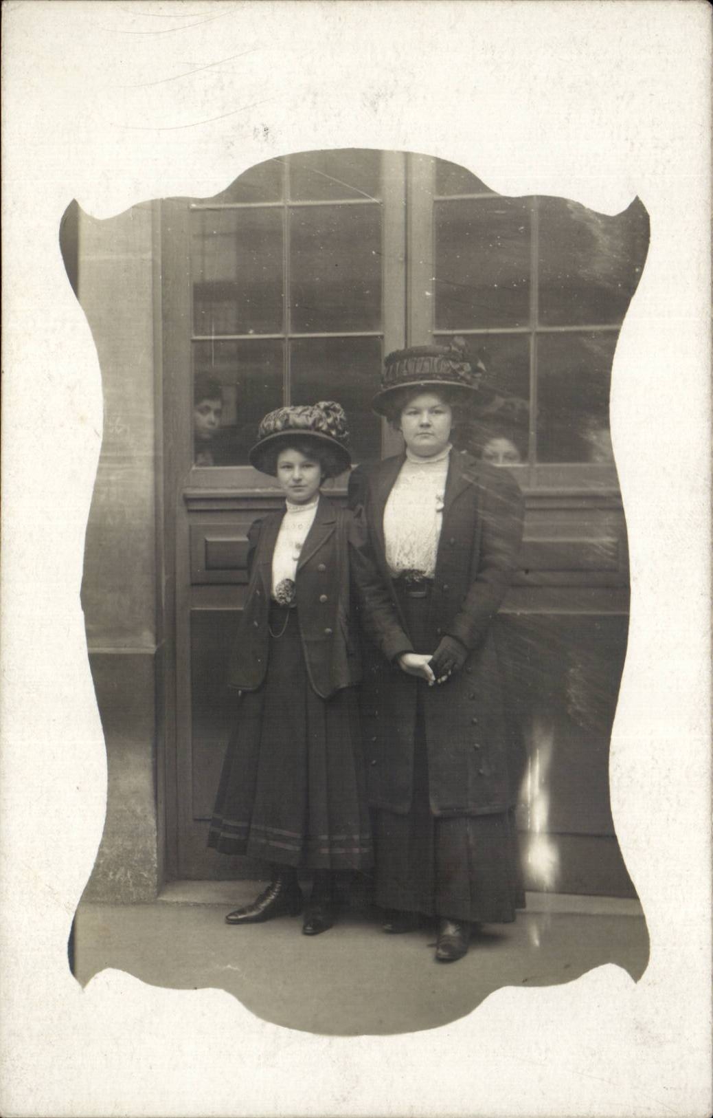 CARTE PHOTO Femme